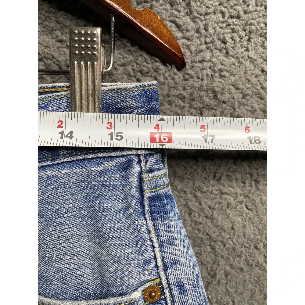 Vintage Y2K Levi's 501 Button Fly Denim Jeans (measured 32x34) Light Wash - Picture 7 of 16